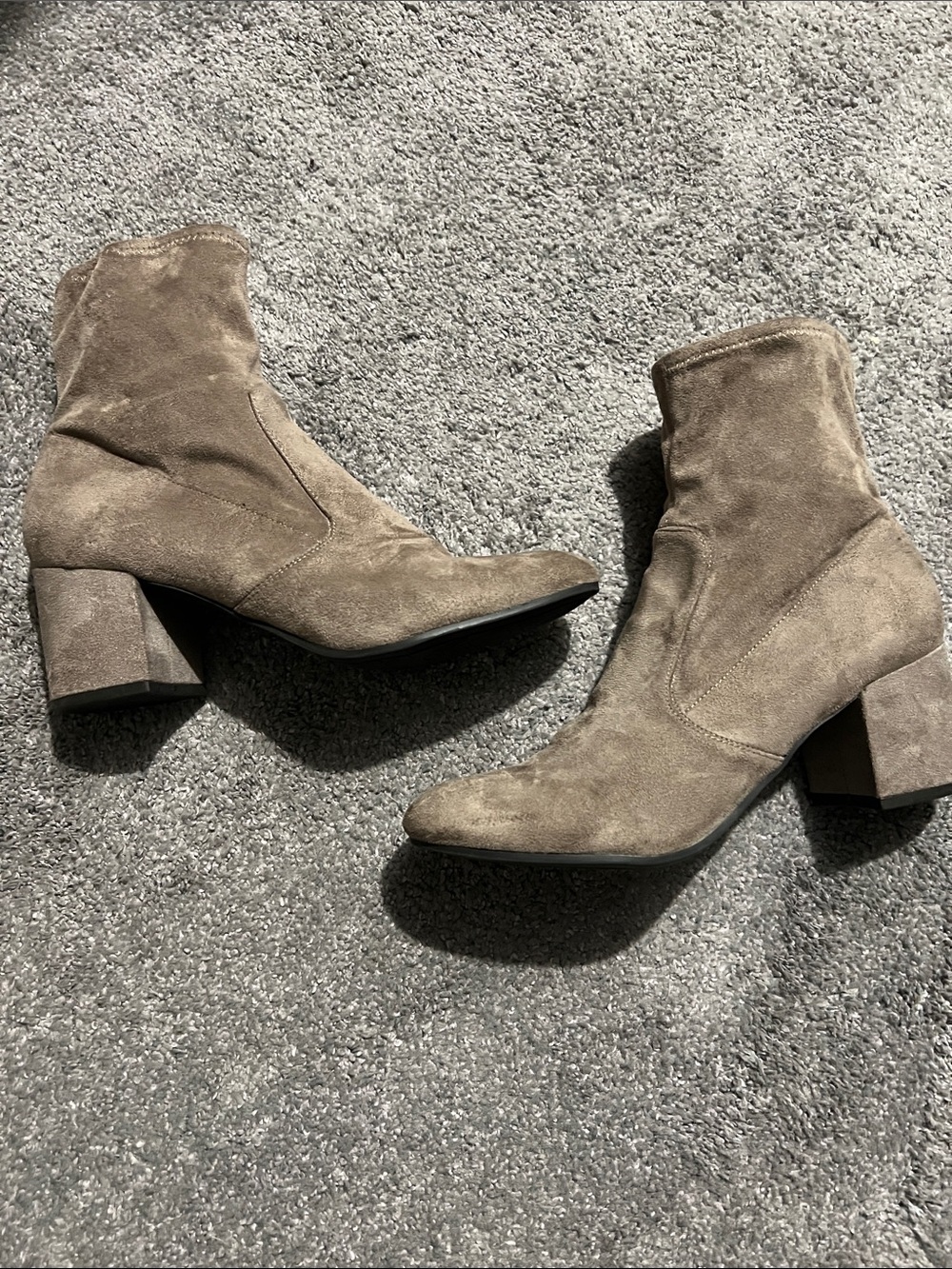 Unisa Taupe Suede bootie Sz 9